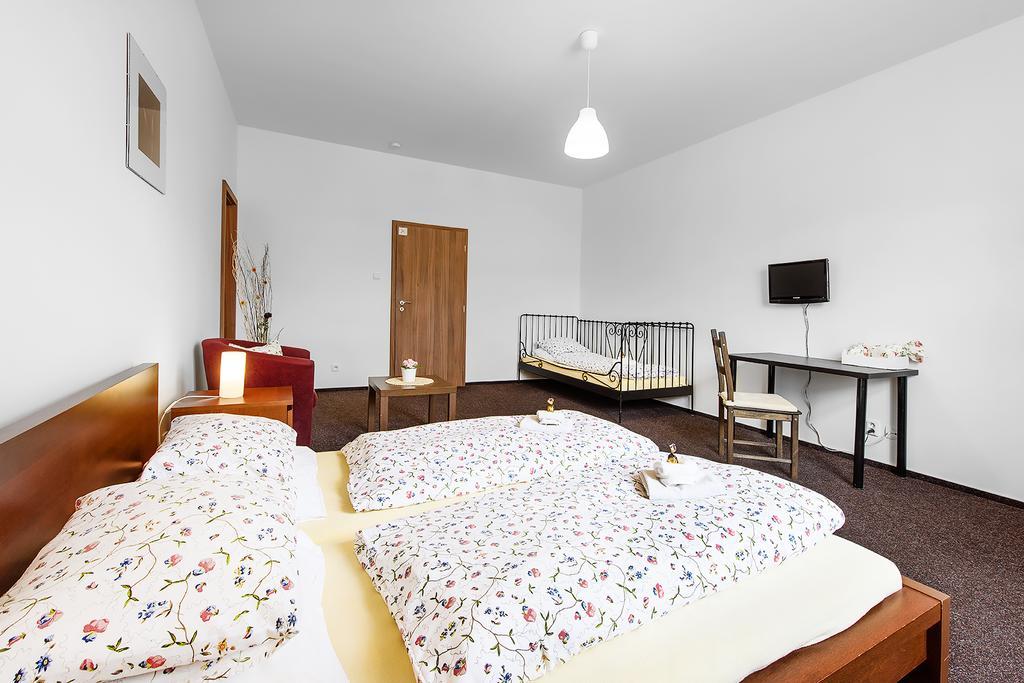 Penzion Sole Bučovice Zewnętrze zdjęcie